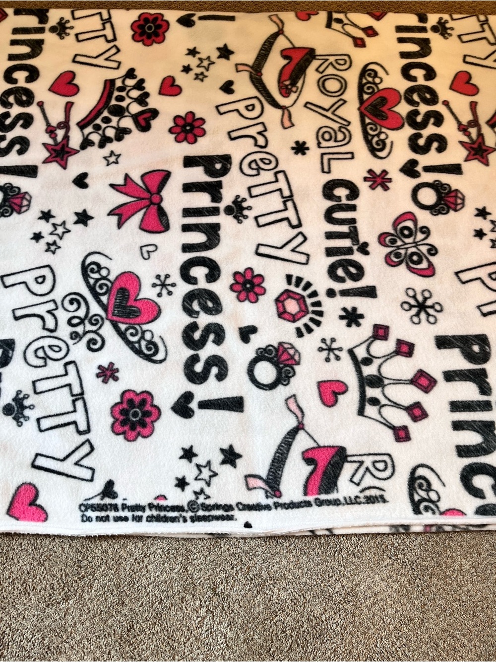 Pretty Princess Fleece Material - Picture 3 of 3